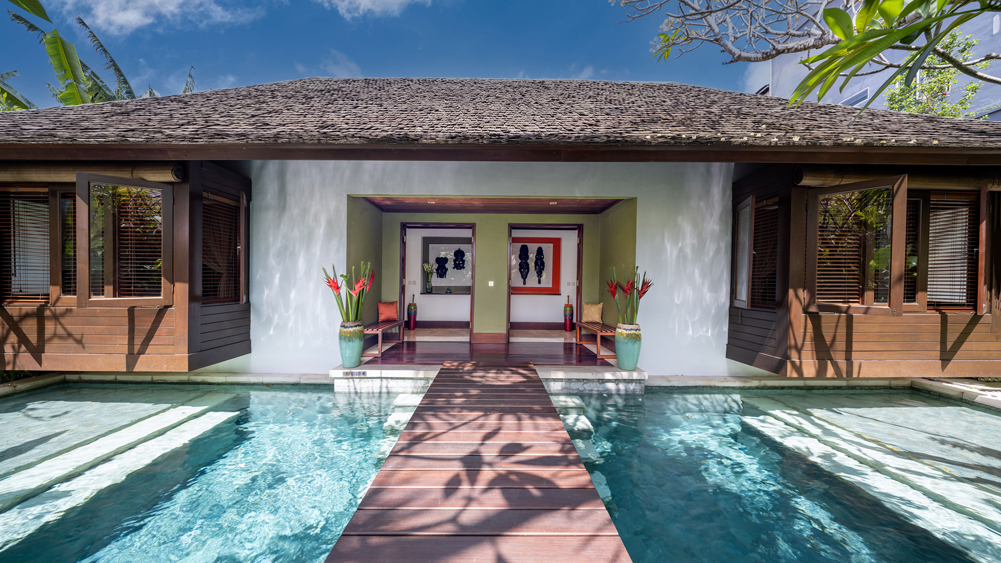 Elite Havens - Villa Asta - Bali Indonesia -Master bedroom plunge pool